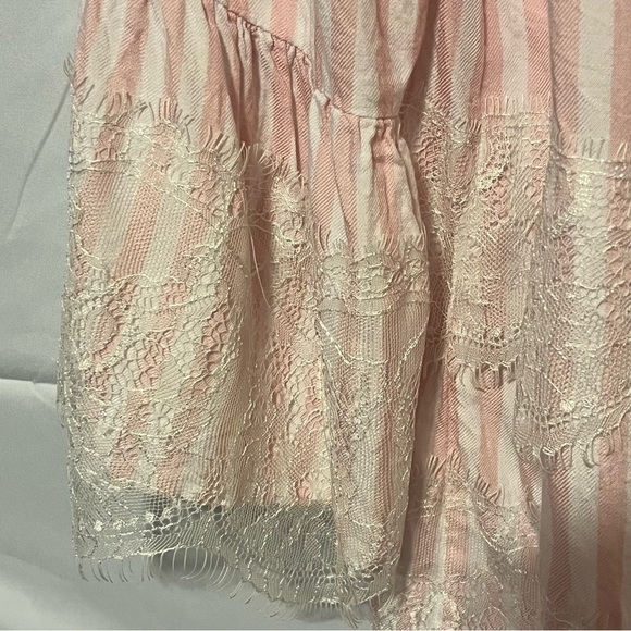 RUBY RD, Women’s, Pink/White Striped with Lace, Long Sleeve Blouse, Size Medium - Picture 5 of 14